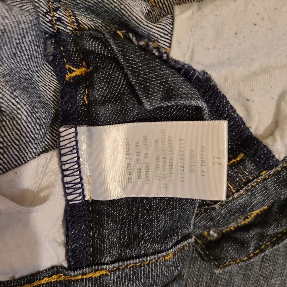 Guess Jeans - Picture 3 of 4
